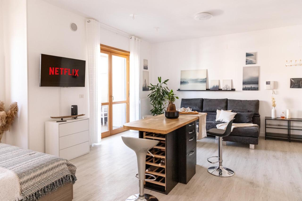 Loft Con Terrazzo - 3 Min Dalle Autostrade By Followgreenhouserome Apartamento Roma